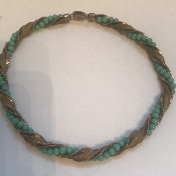 Choker - Picture 3 of 3